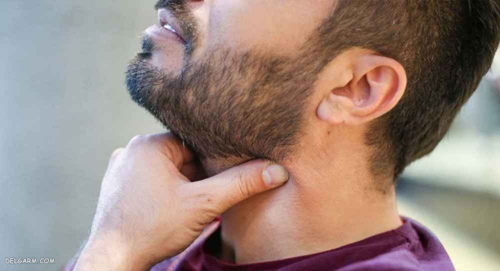 گواتر و درد گردن از علائم بیماری گریوز