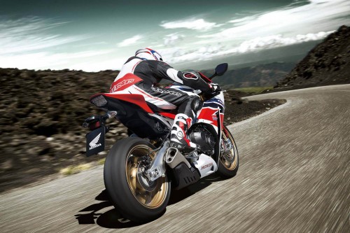 هوندا CBR1000RR SP 2014