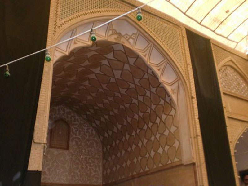 درباره مسجد خوزان خمینی شهر بیشتر بدانید 