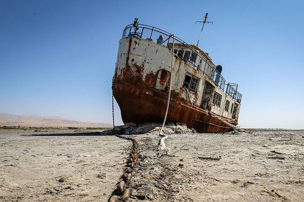 مسافرخانه بندری با اسکله 100 ساله