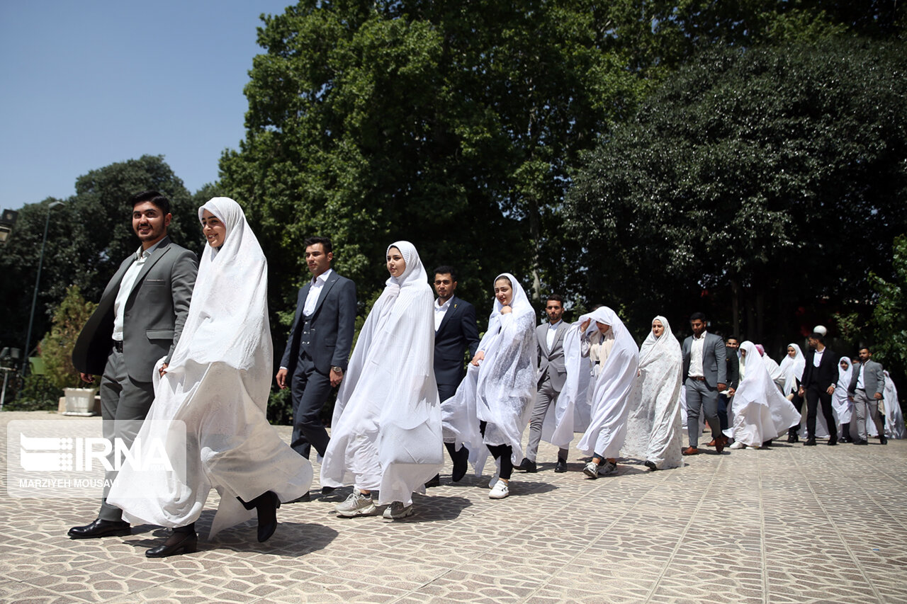 ماشین فورد موستانگ ازدواج دانشجویان دانشگاه افسری امام علی / لاکچری 