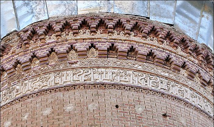 برجی با سقف حلبی در مازندران 