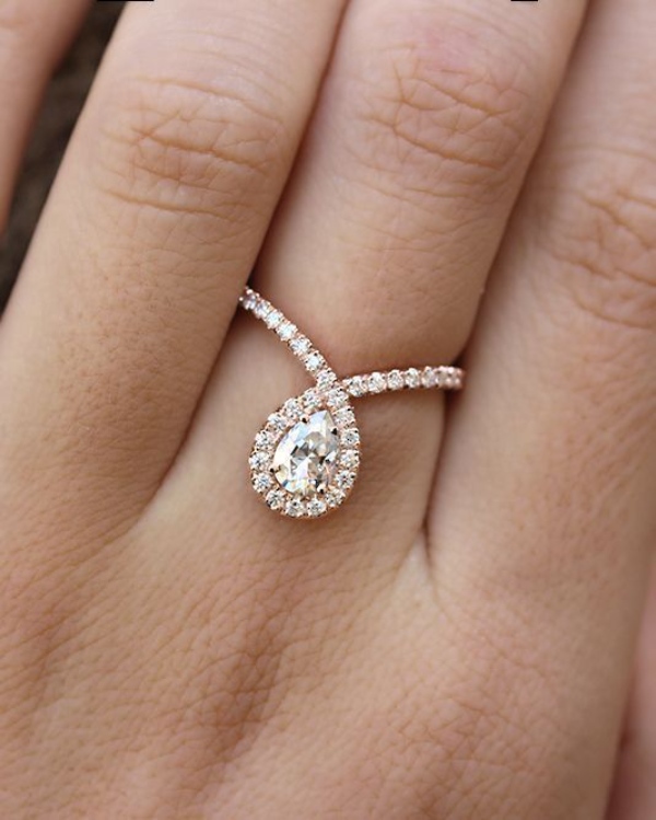 انگشتر جذاب الماسی زنانه زیبا